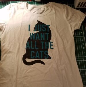 I JUST WANT ALL THE BLACK CATS Tee